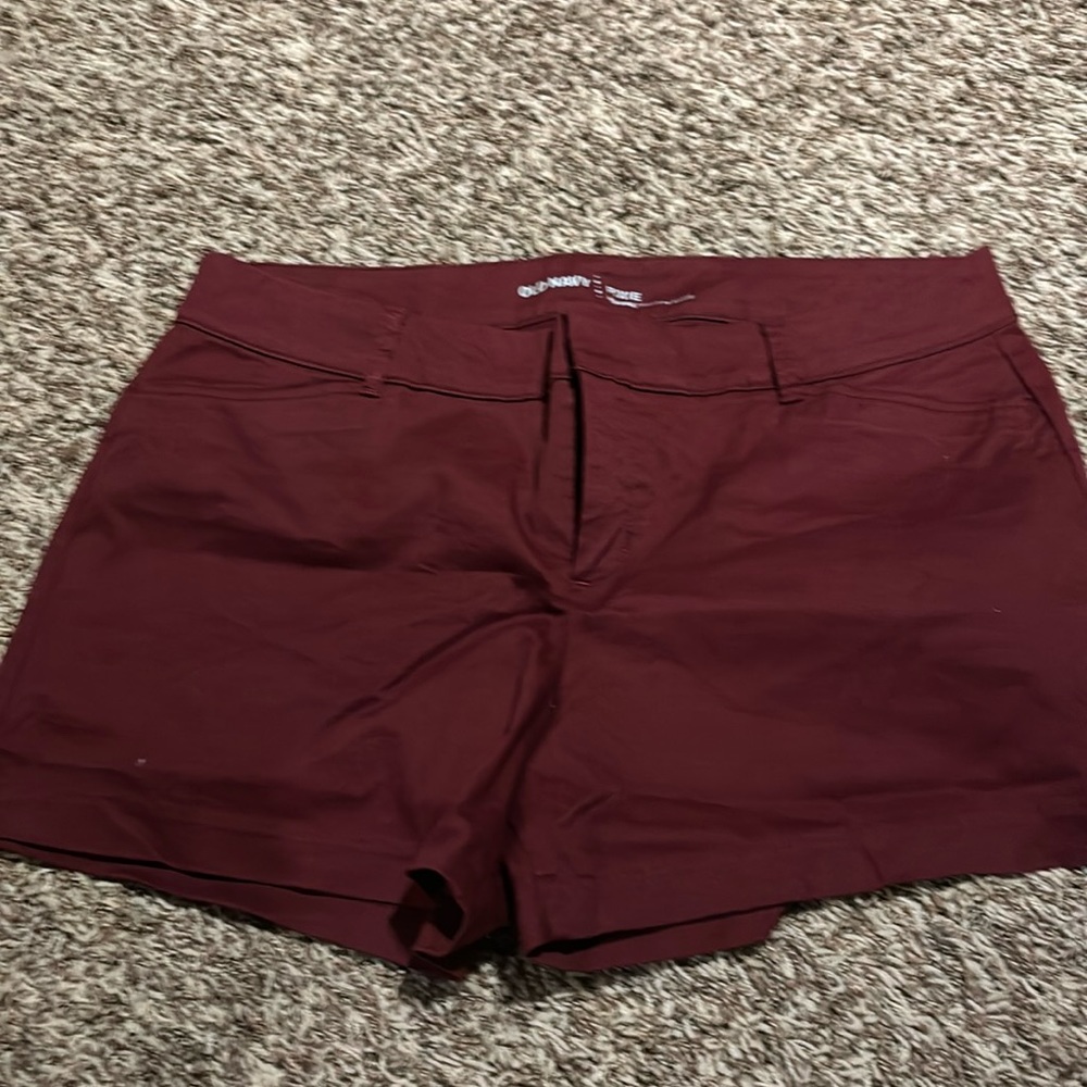 Old navy pixie mid rise burgundy shorts